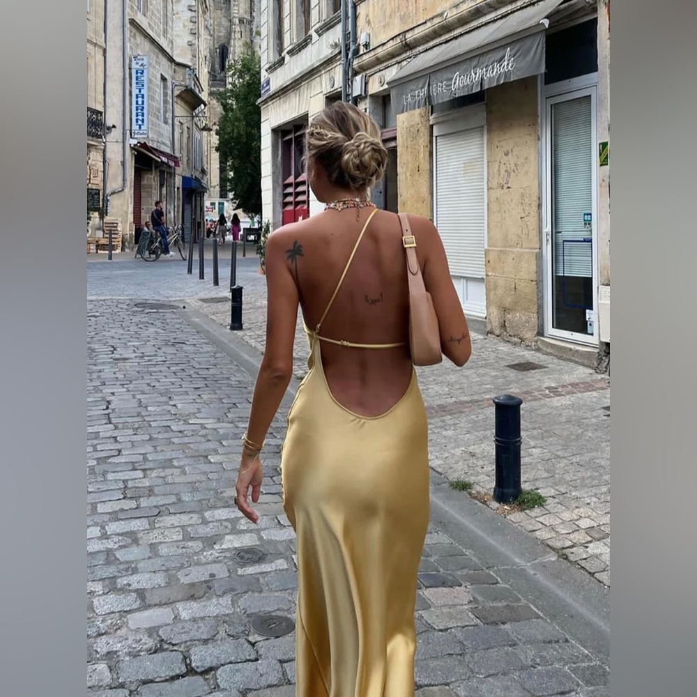 💛 Commense Moonlight Open Back Slit Dress - Picture 2 of 7
